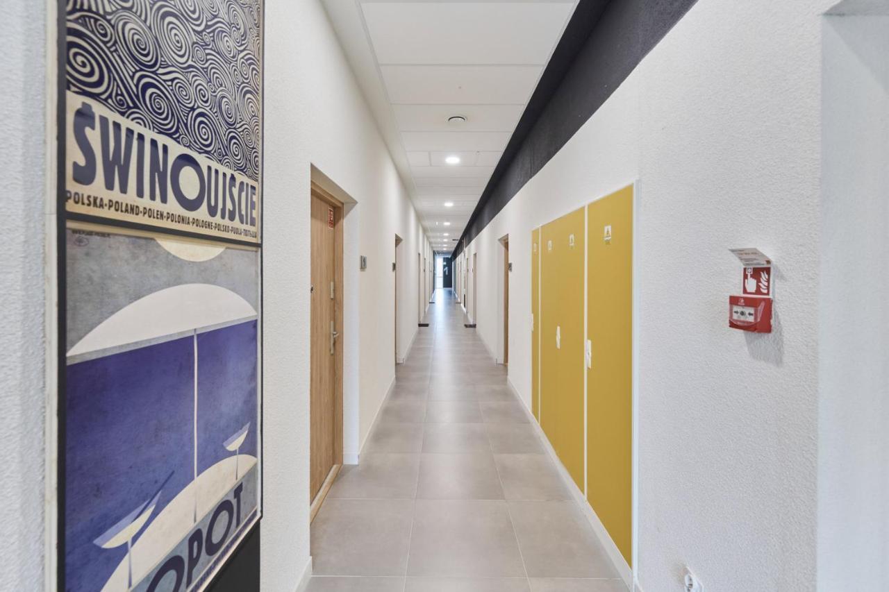 Mezzanine Studio Apartments Zarembowicza Wroclaw Airport By Renters Exterior photo